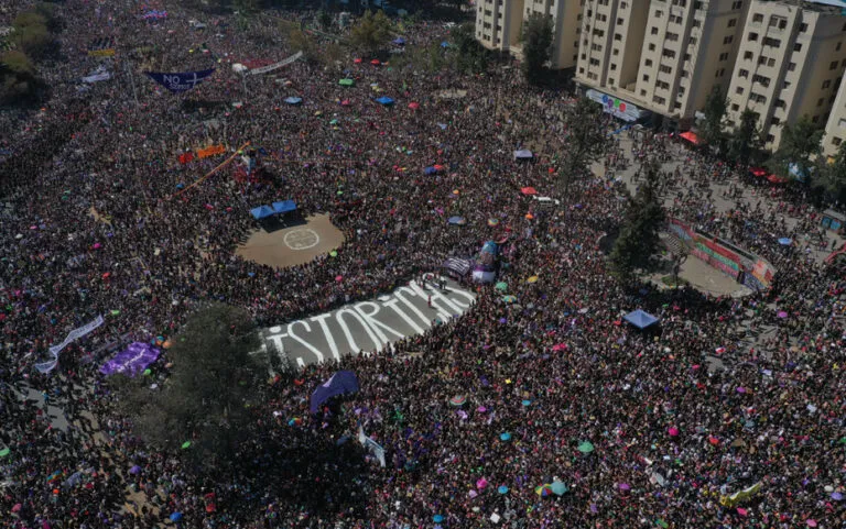 8M 2026 en Chile: convocan marchas masivas por el Día Internacional de la Mujer en todo el país 7 file 20200308163107