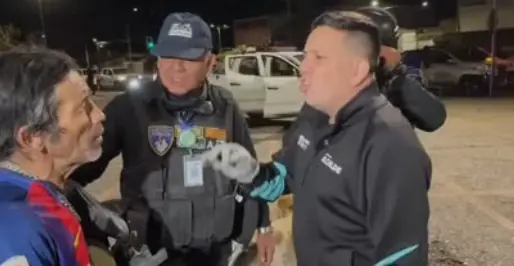 Alcalde de Puente Alto enfrenta a hombre en situación de calle y el video se vuelve viral 4 imagen 2026 03 16 220902389