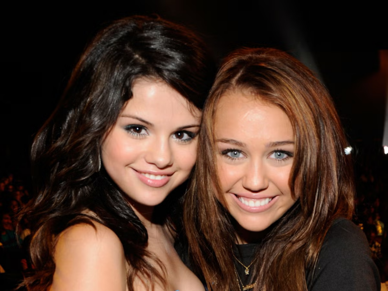 A días de su estreno: confirman cameo de Selena Gomez en especial de Hannah Montana