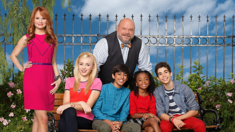¡Reencuentro épico! El elenco de Jessie vuelve a reunirse y causa furor en redes 9 imagen 2026 03 22 221055984