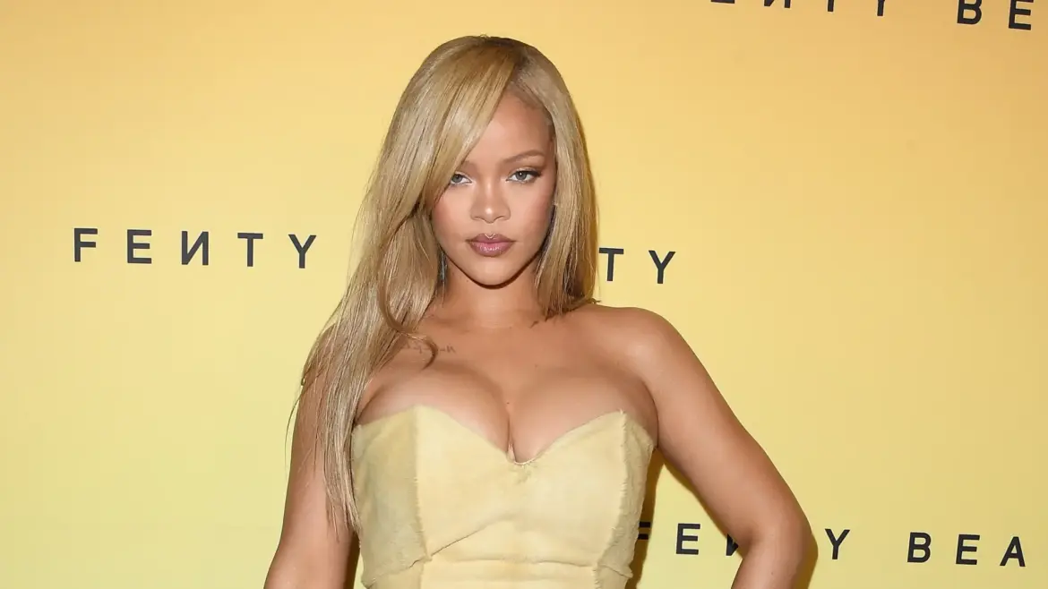 Rihanna 6 Rihanna alista su esperado regreso musical con el misterioso álbum R9