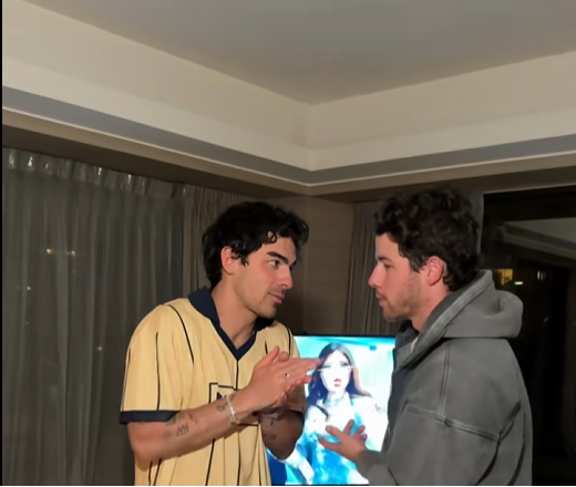 Jonas Brothers se unen al viral trend de “ALO” y sorprenden a Katteyes en TikTok
