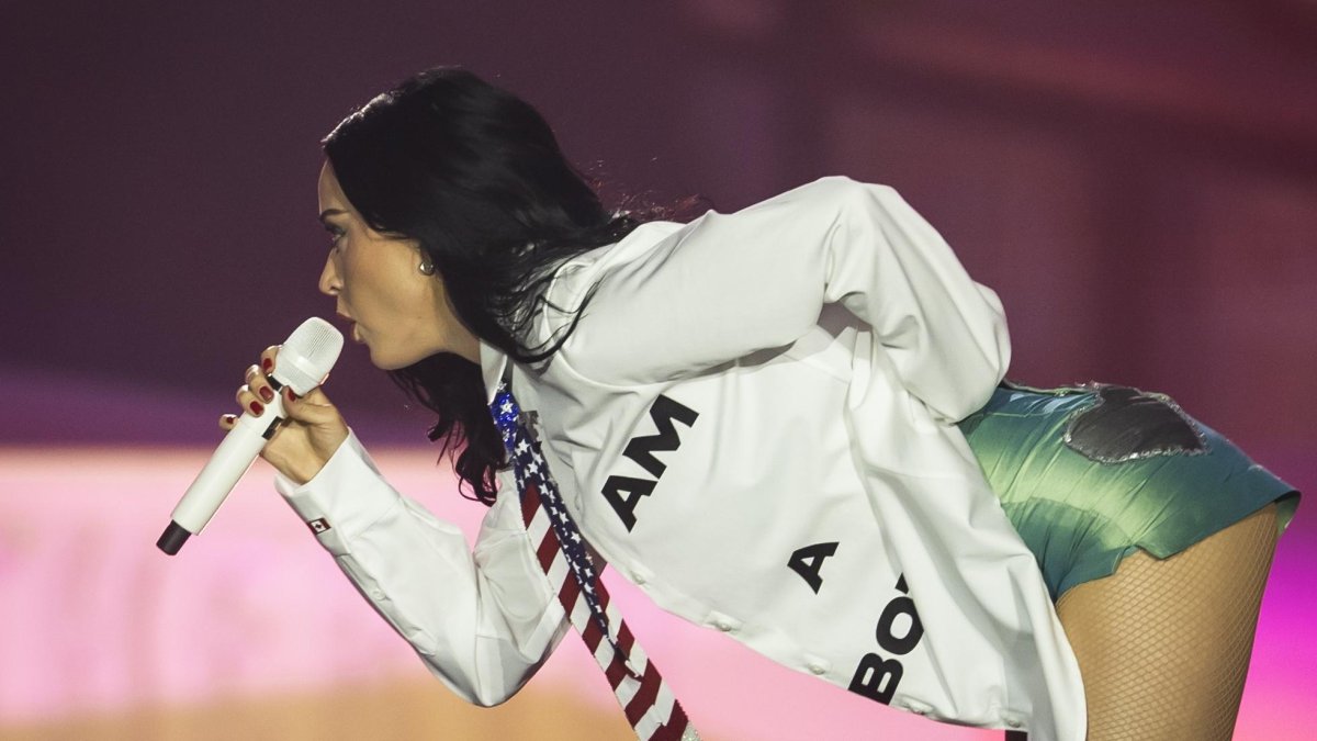 Katy Perry enciende Rock in Rio Lisboa con el estreno de su nuevo sencillo “Watch It Burn” Katy Perry enciende Rock in Rio Lisboa con el estreno de su nuevo sencillo “Watch It Burn”