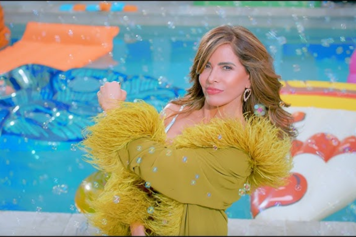 Gloria Trevi estrena “Pompas de Jabón”, una nueva canción que vuelve a conectar con su esencia pop 3