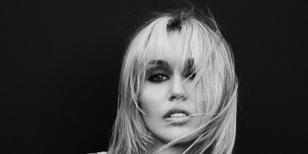 ¡Miley lo confirma! “Bass Persuades” llega mañana y marca el inicio de una nueva era musical